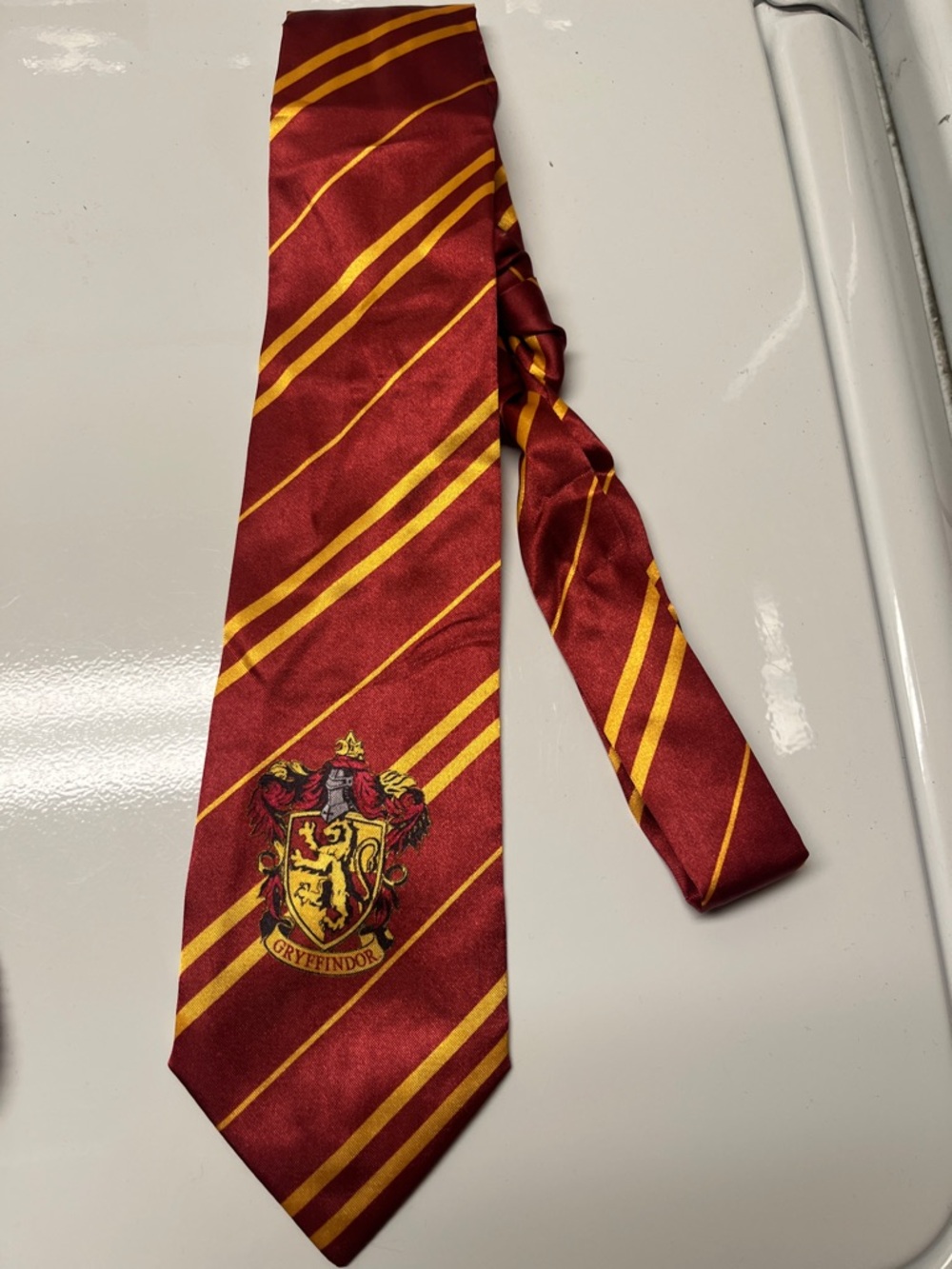 Gryffindor Scarf & Tie Set - Burgundy and Gold - Picture 3 of 5